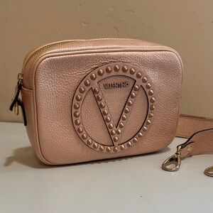 Valentino✨ Mia Pink Metallic Bag by Mario Valentino